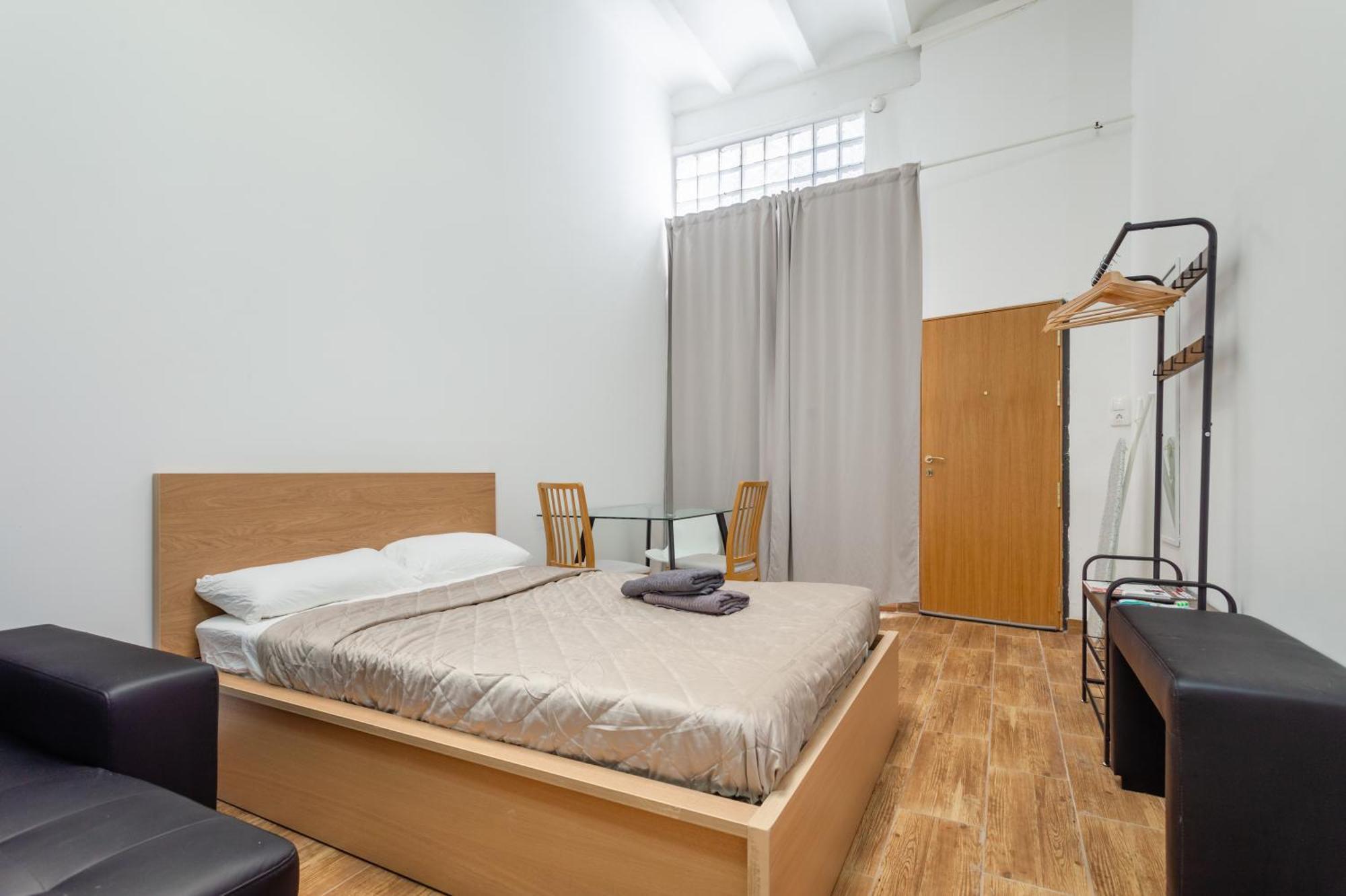 Camp Nou & Fira Business Lofts Aparthotel L'Hospitalet de Llobregat Exterior photo